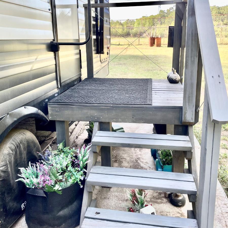Pet Friendly Graham Home Route 66 At The Mistletoe Farm Экстерьер фото