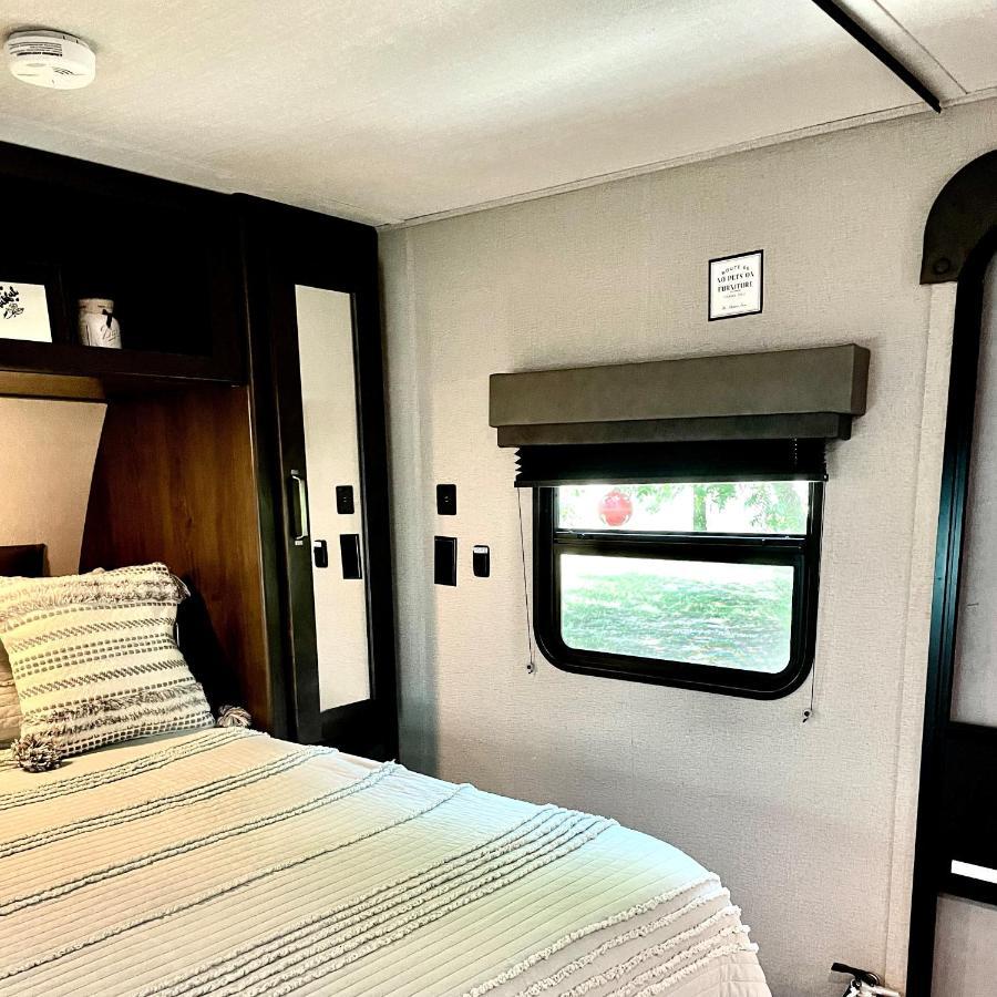 Pet Friendly Graham Home Route 66 At The Mistletoe Farm Экстерьер фото