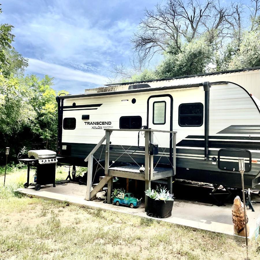 Pet Friendly Graham Home Route 66 At The Mistletoe Farm Экстерьер фото